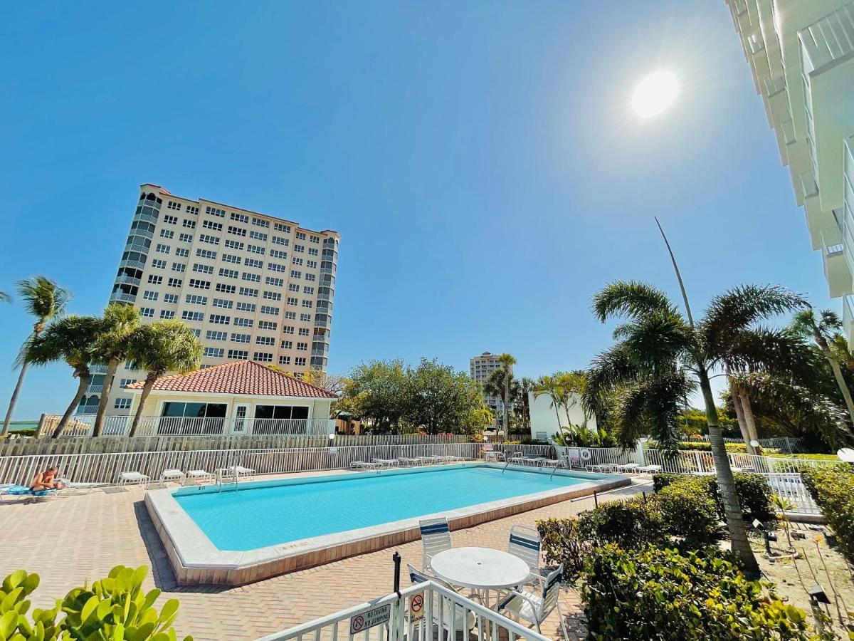 1104 LOVERS KEY BEACH CLUB OCEAN FRONT FORT MYERS BEACH, FL (United States)  - from US$ 160 | BOOKED